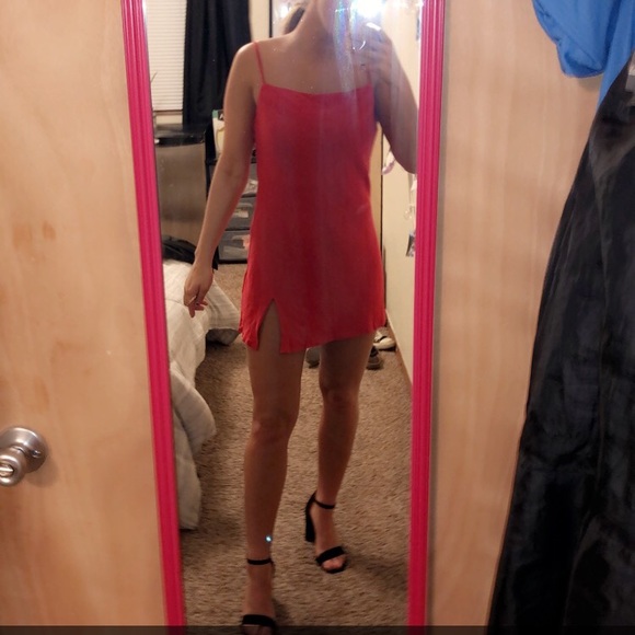 Hello Molly Red Dress - Picture 3 of 4